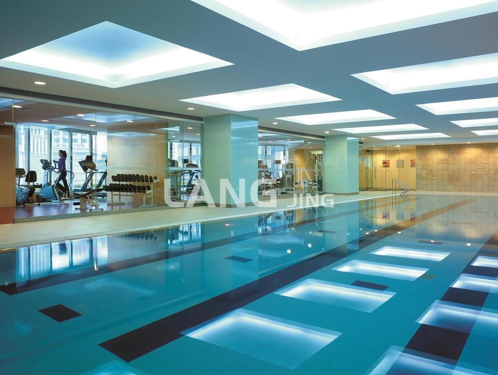 安裝恒溫游泳池設(shè)備需要注意的事項